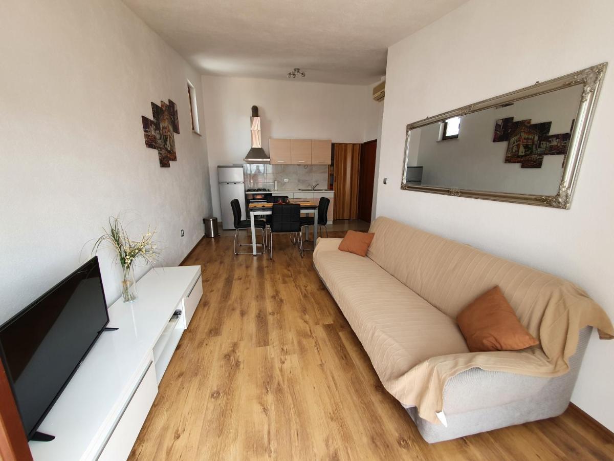 Aenona Sunny Apartment Vrsi Exterior foto