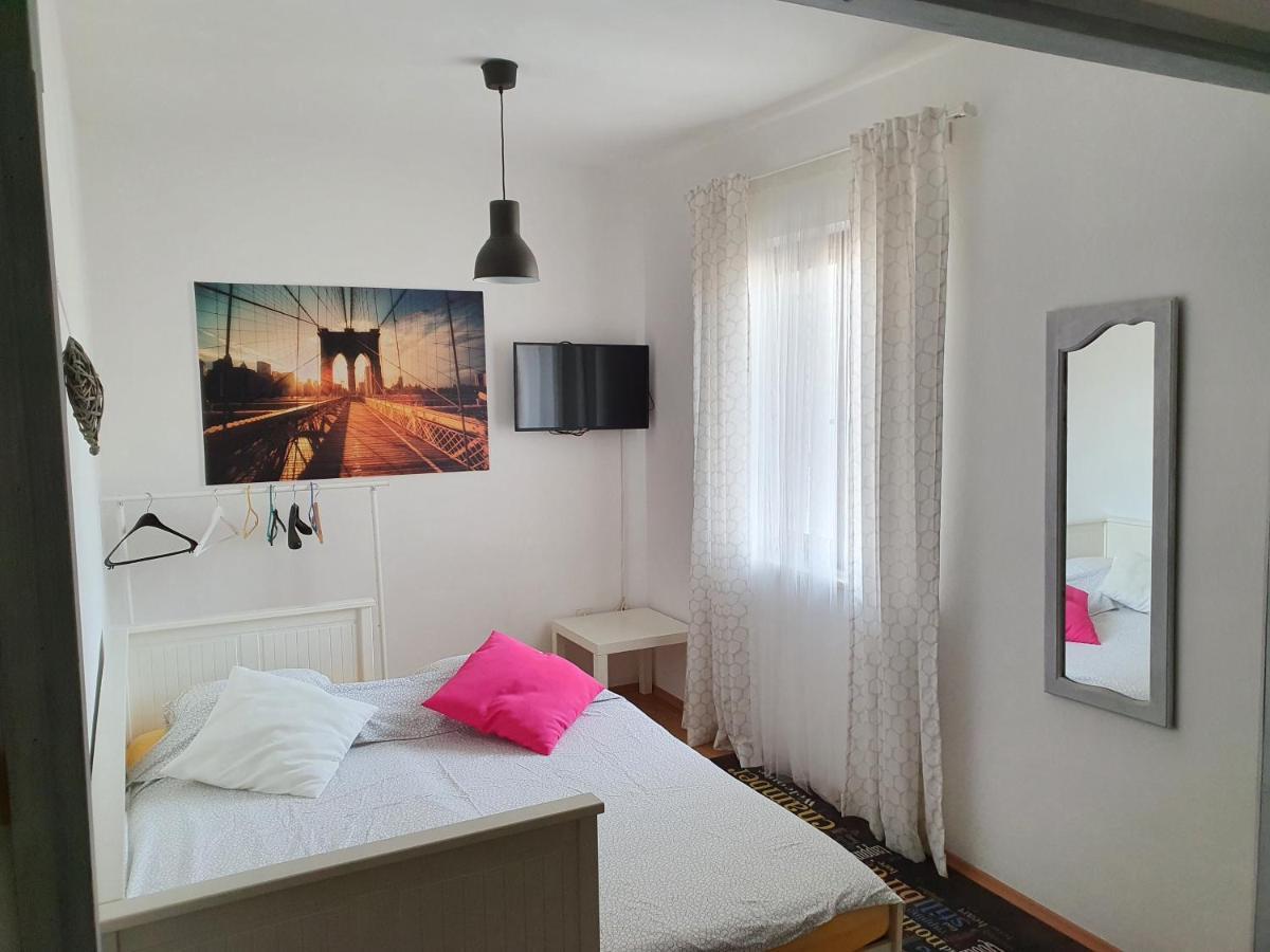 Aenona Sunny Apartment Vrsi Exterior foto