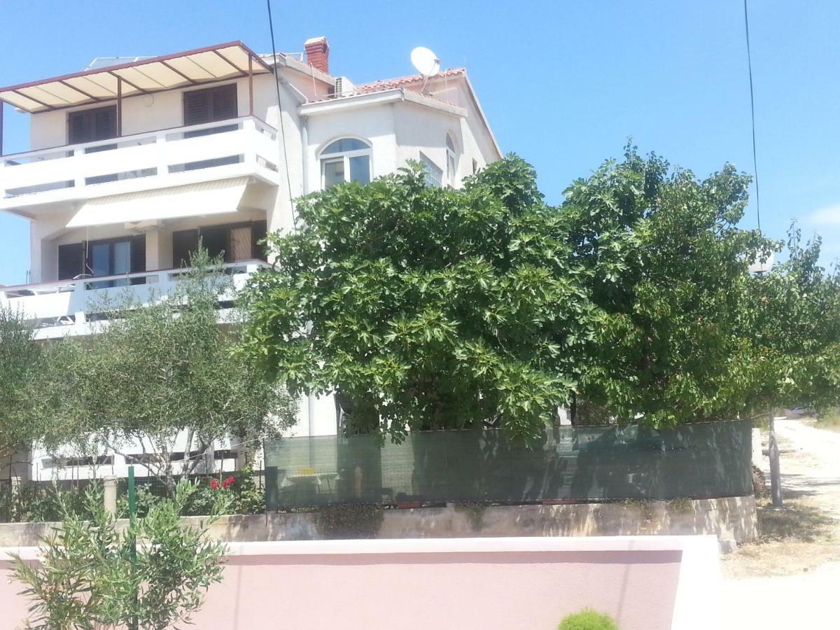 Aenona Sunny Apartment Vrsi Exterior foto